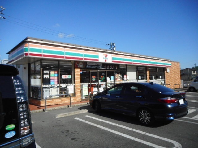 コンビニ　セブンイレブン岡山中井店（コンビニ）まで407m