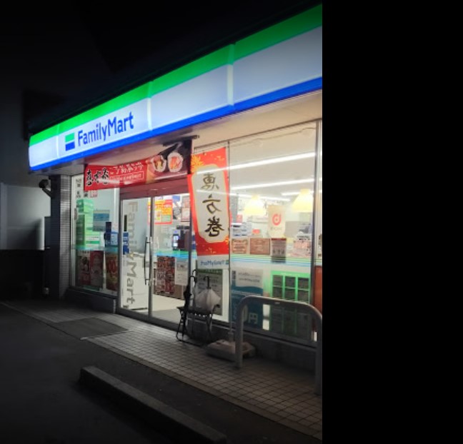 コンビニ　ファミリーマート 守山一丁目店（コンビニ）まで568m