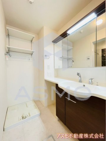 洗面設備　同マンション別部屋参考写真