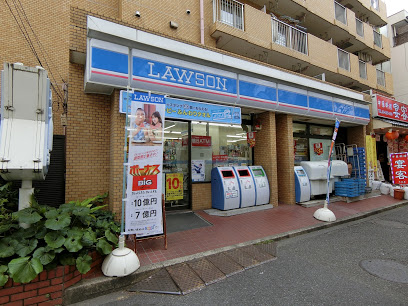 コンビニ　ローソン（コンビニ）まで627m
