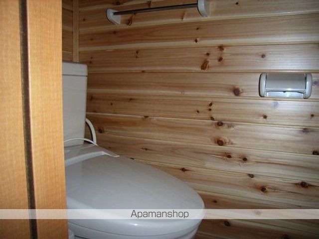 オーシャンビュー永崎のトイレ写真