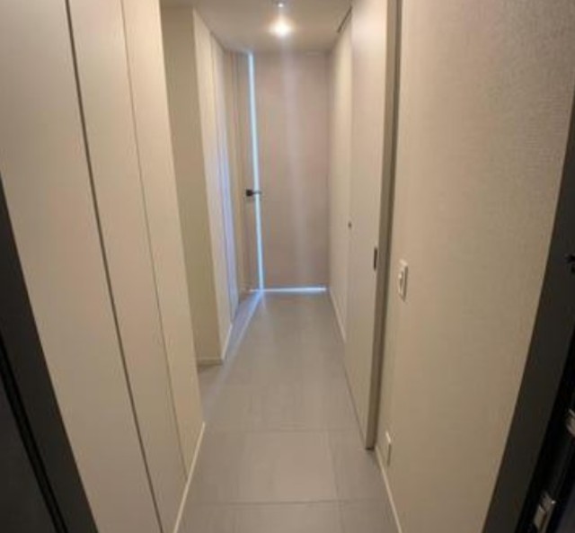 玄関　別部屋同仕様