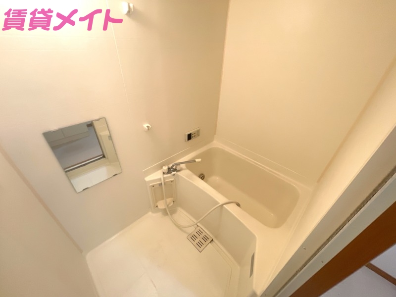 バス・シャワールーム　別部屋参考写真です