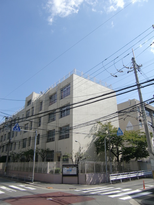 小学校　西船場小学校（小学校）まで520m