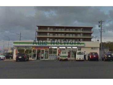 コンビニ　ファミリーマート刈谷港町店（コンビニ）まで901m