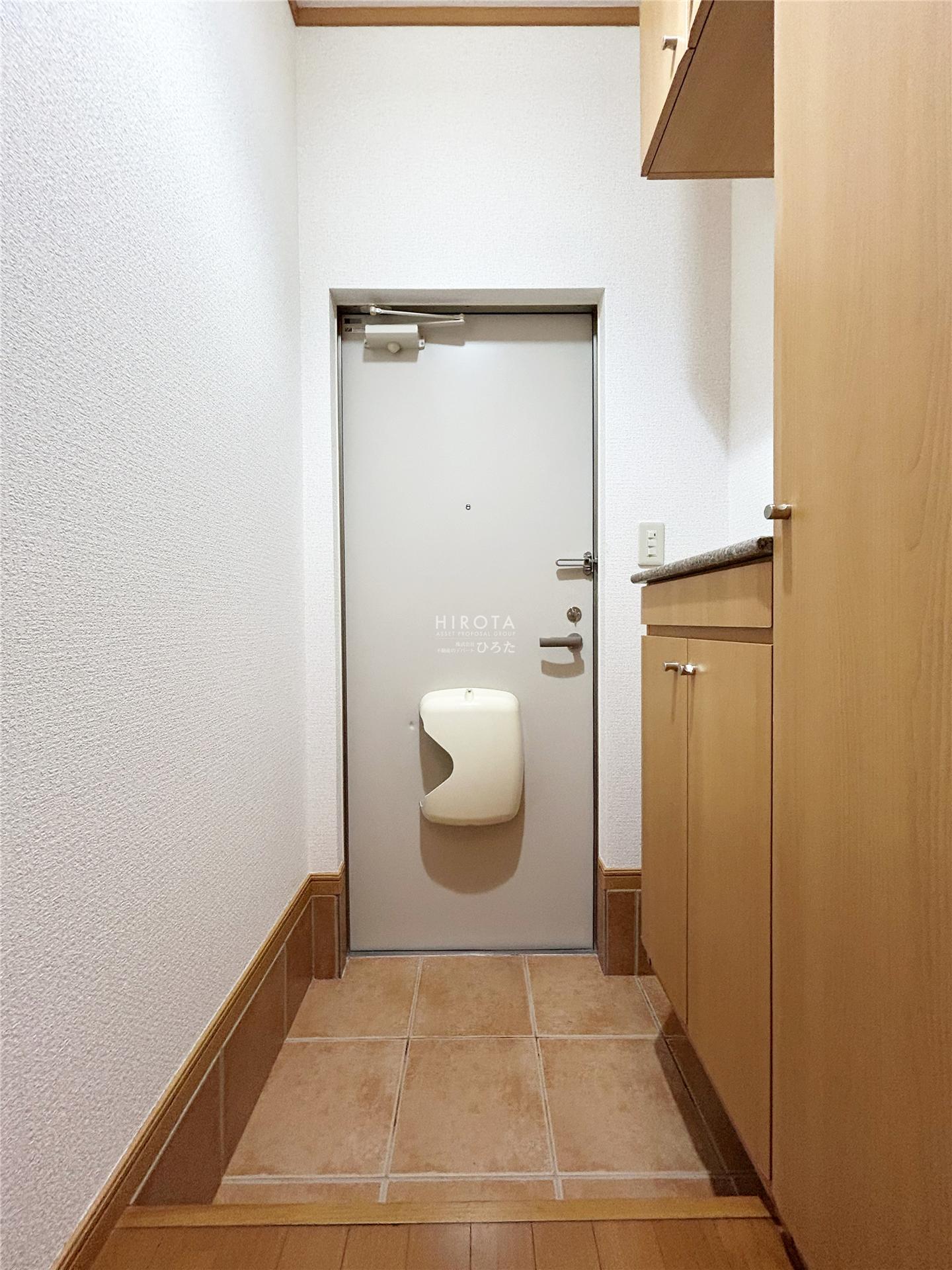 ソレイユ遠賀Bの玄関写真