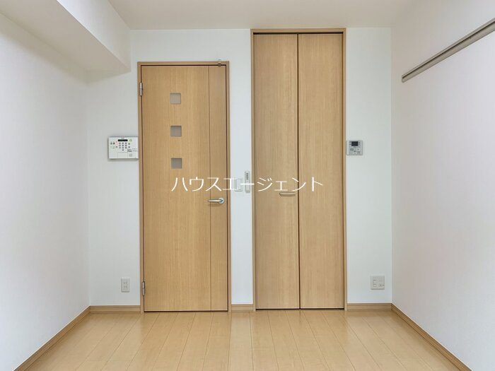 その他部屋・スペース　6帖、収納付きの使いやすいお部屋です。