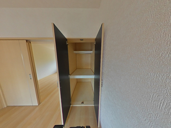 収納　※別部屋の写真です。