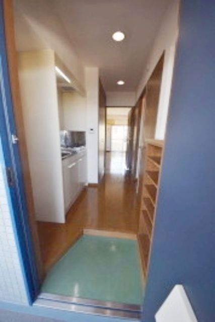 玄関　★お部屋探しは株式会社タウンハウジング東京まで★