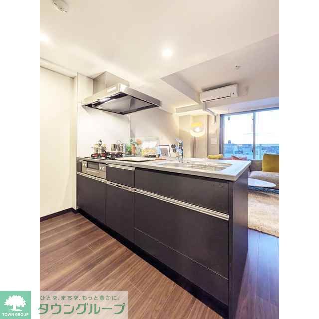 キッチン　【家具・家電の備え付けはありません】