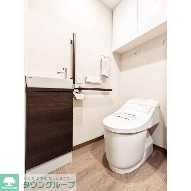 トイレ　【家具・家電の備え付けはありません】