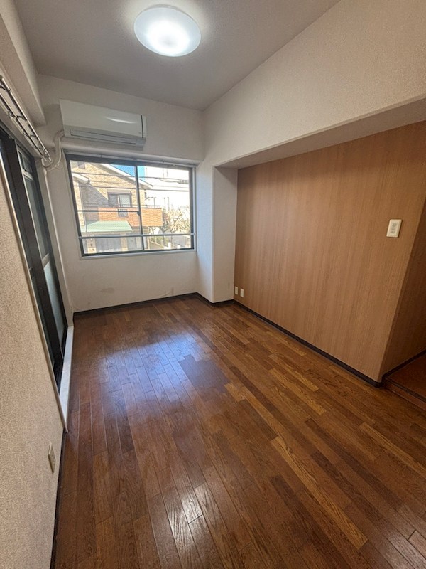 居室・リビング　同建物別タイプのお部屋です。