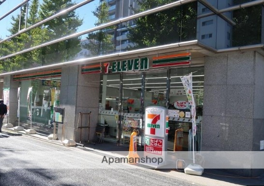 コンビニ　セブン－イレブン小石川白山通り店（コンビニ）まで119m