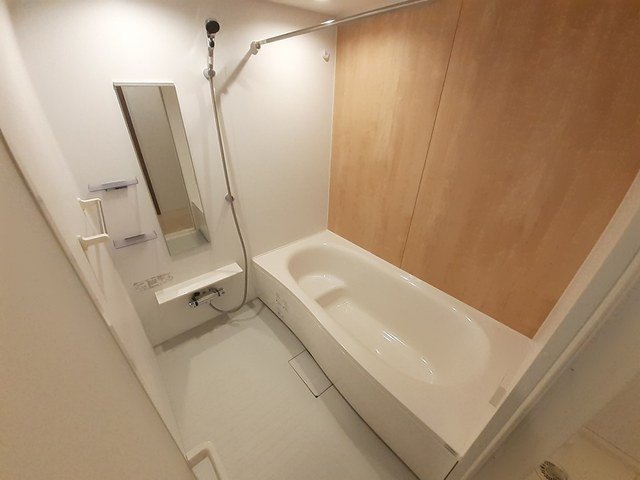 バス・シャワールーム　お風呂で日々の疲れを落としましょう