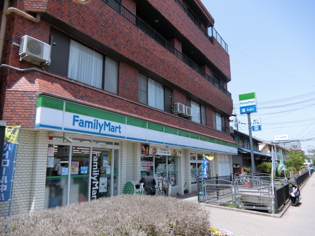 コンビニ　ファミリーマート茨木舟木町店（コンビニ）まで469m