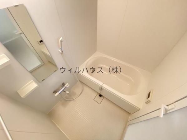 バス・シャワールーム　大型浴槽！