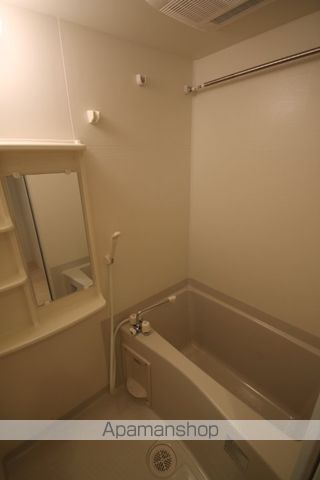 プレサンス堺筋本町フィリアの風呂写真