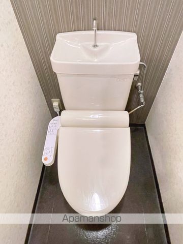 ＪＲ東海道本線 浜松駅 バス乗車時間：38分 最寄りバス停で下車 徒歩6分 3階建 築31年のトイレ写真