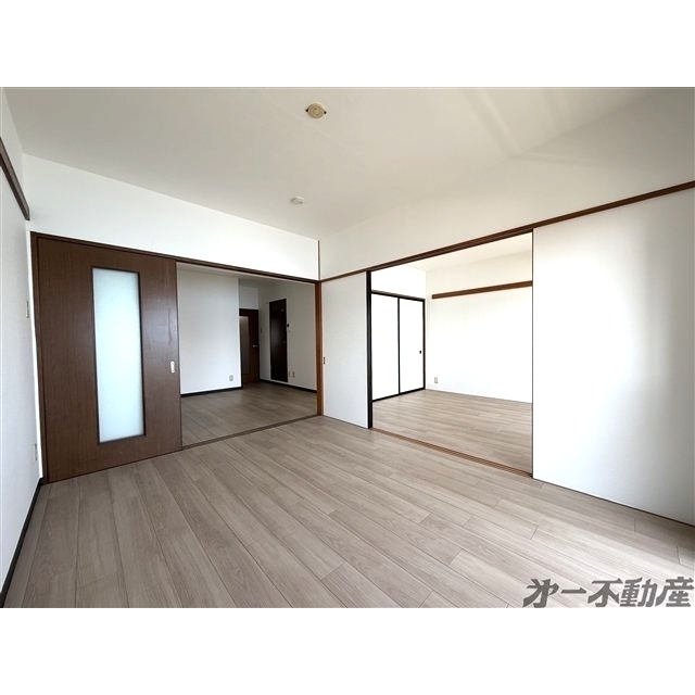 建物外観　洋室