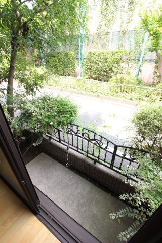 バルコニー　（別タイプ参考写真）ラルゴ　豊島区西巣鴨4ラルゴ　豊島区西巣