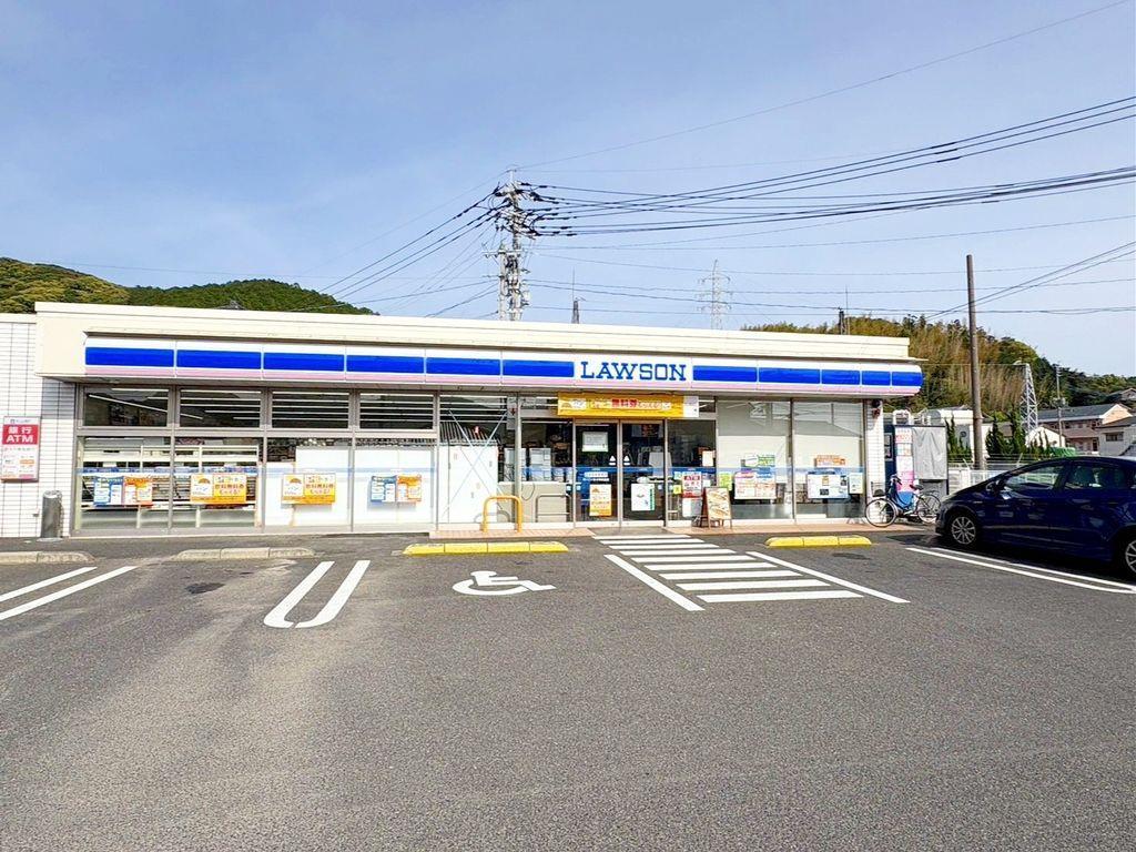 コンビニ　ローソン佐々皿山公園前（コンビニ）まで320m
