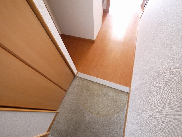 ミエパレスの玄関写真