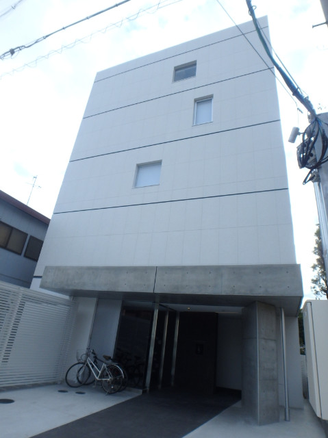 地下鉄四つ橋線 住之江公園駅 徒歩6分 築8年