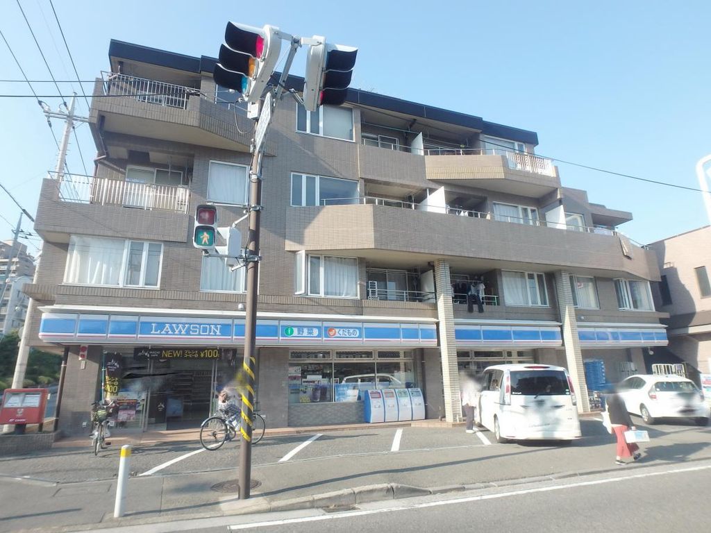 コンビニ　ローソン 都筑南山田二丁目店（コンビニ）まで410m