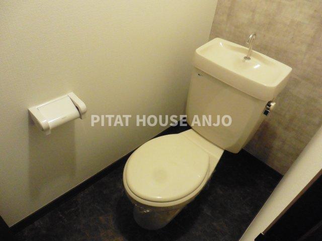 トイレ　102別部屋参考写真