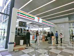 コンビニ　セブンイレブン 7FS芝浦スクエアビル店（コンビニ）まで710m