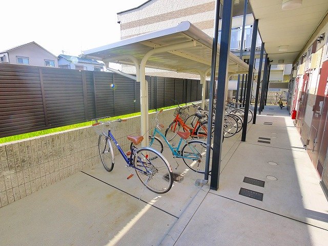 その他共有部分　自転車置き場