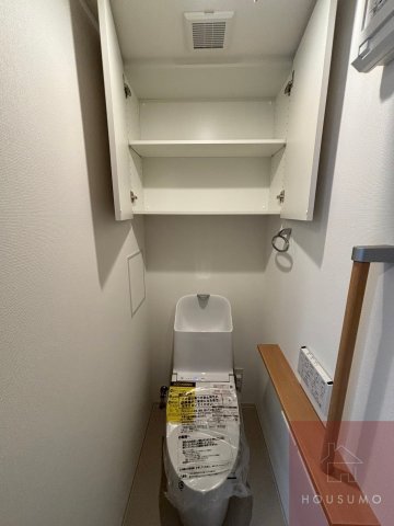 THE MUTUAL江坂のトイレ写真