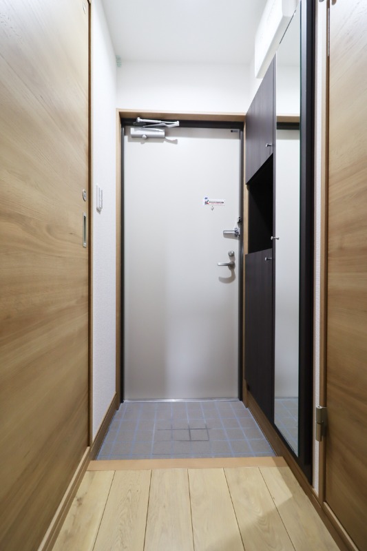 玄関　図面と現状に相違がある場合には現状を優先