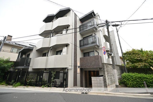 京王線 千歳烏山駅 徒歩8分 築3年