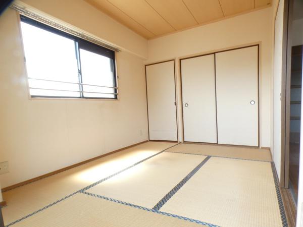 ナルミハイツ高城の内装写真