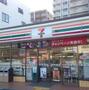 コンビニ　セブン-イレブン 吹田垂水町３丁目店（コンビニ）まで131m