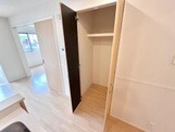収納　写真は完成イメージ