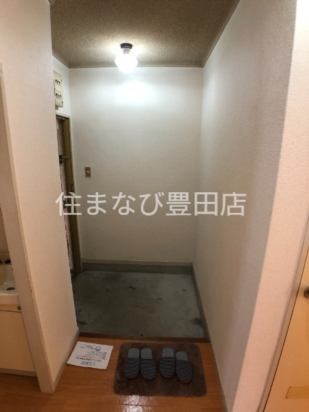 玄関　同型別室写真