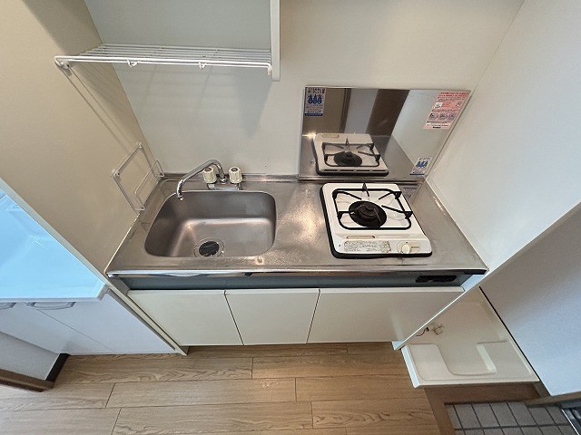 キッチン　同マンション別部屋