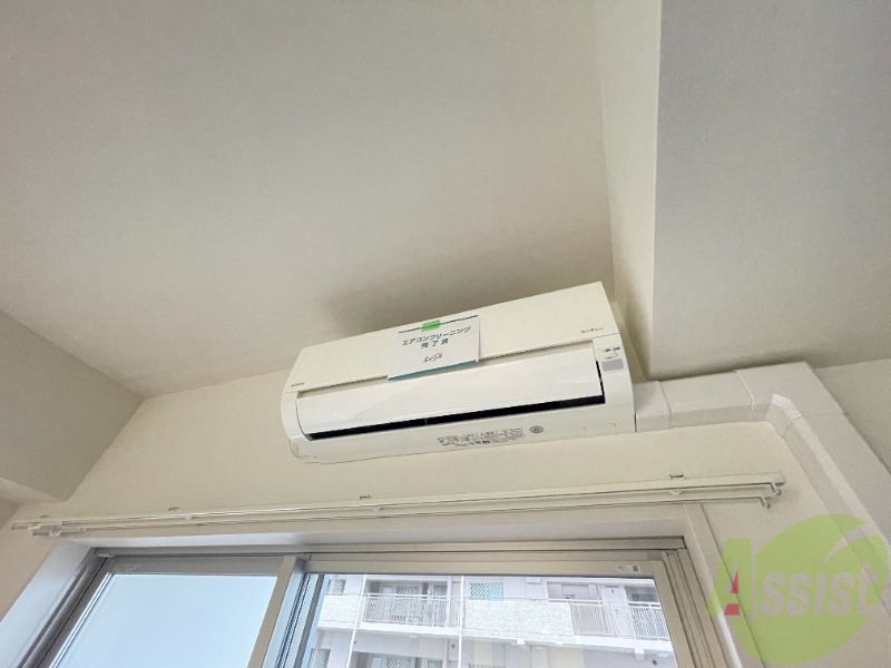 その他設備　トイレはこちらのウォシュレット付きになりますね。