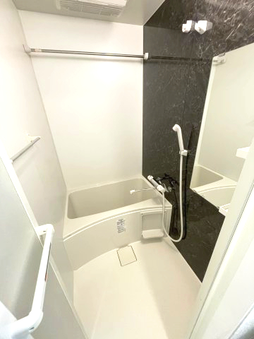 S-RESIDENCE江坂Eminenceの風呂写真