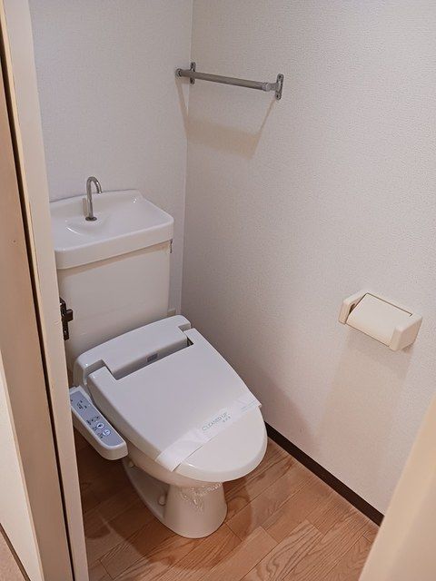 ロマニー高柳1のトイレ写真