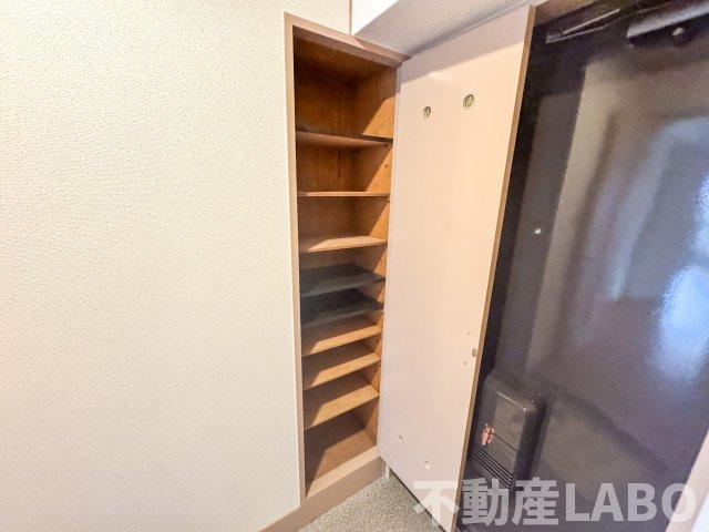 地下鉄四つ橋線 住之江公園駅 徒歩4分 6階建 築43年の外観写真