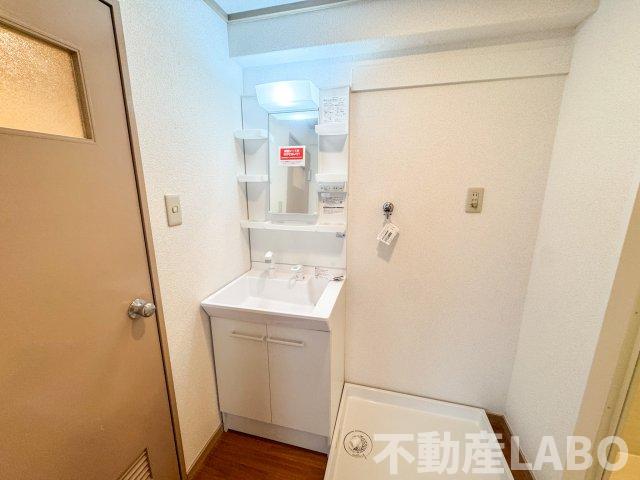 地下鉄四つ橋線 住之江公園駅 徒歩4分 6階建 築43年の内装写真