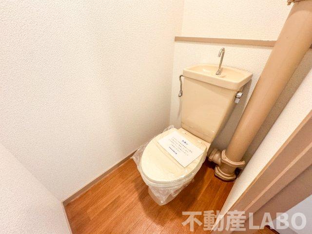 地下鉄四つ橋線 住之江公園駅 徒歩4分 6階建 築43年のトイレ写真