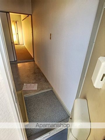 ハイツ若草IIの玄関写真