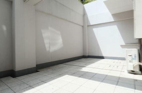 東急東横線 都立大学駅 徒歩11分 3階建 築13年の外観写真