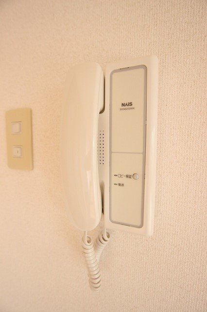 セキュリティ　同物件別号室の写真