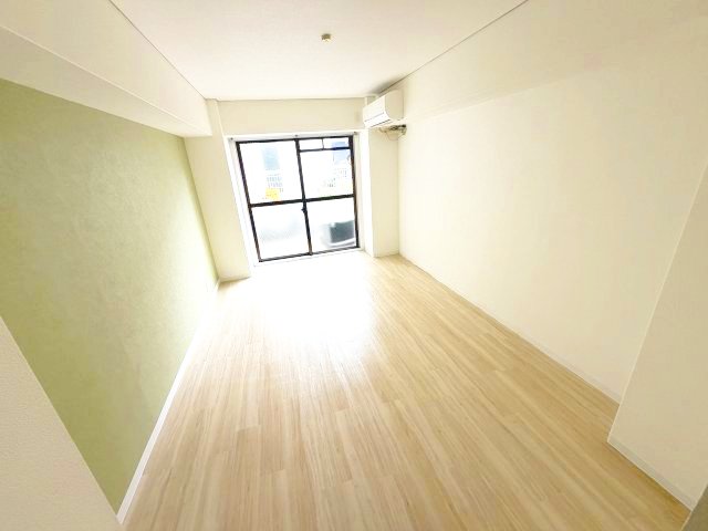クレアドル芦屋西の居間写真