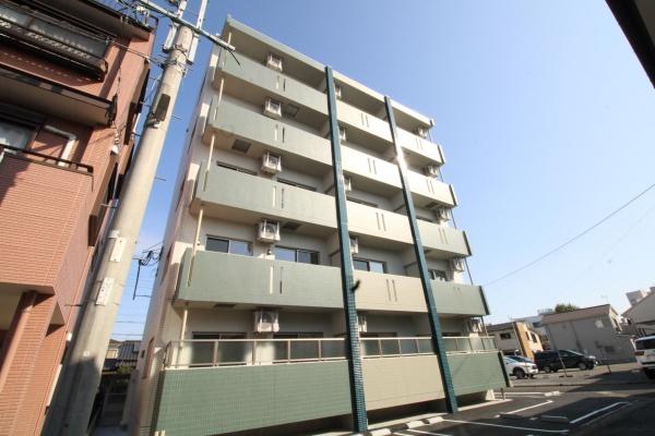 建物外観　建築中